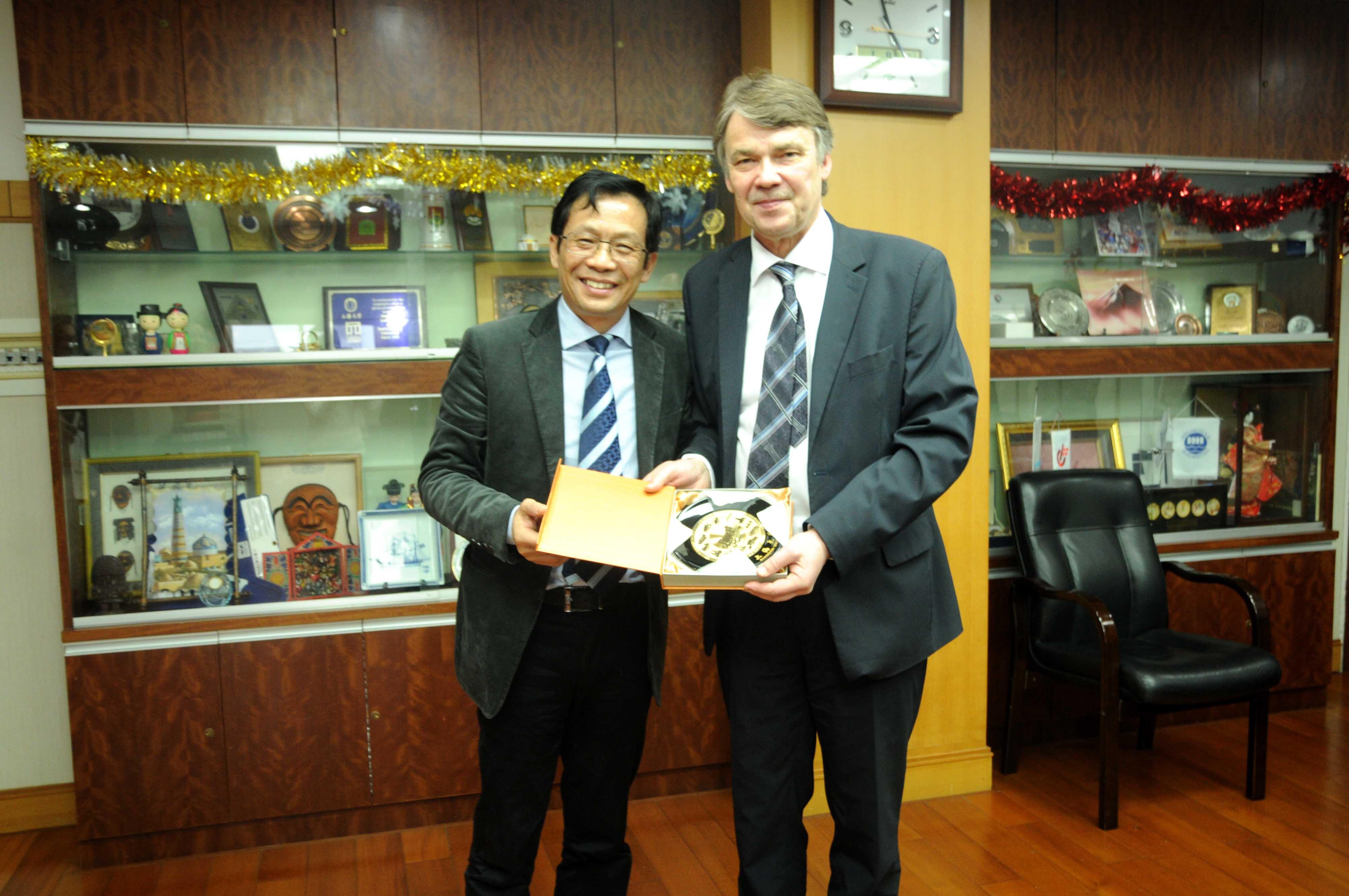 DCB0589F4B3A562788FAED412D6_970158A1_9AFF0.jpg?e=